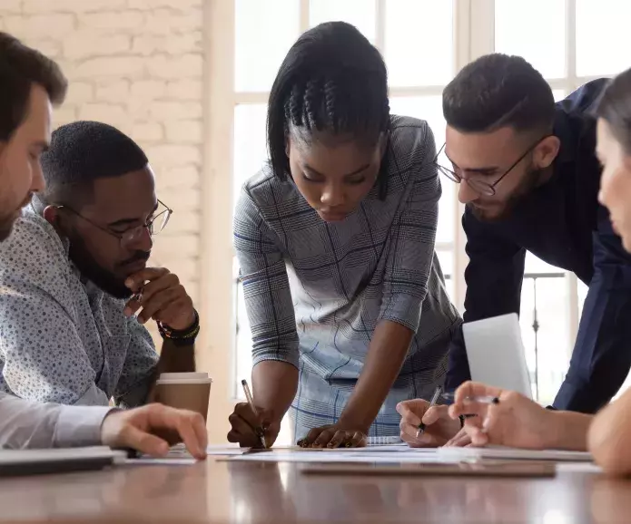 corporate-people-brainstorming